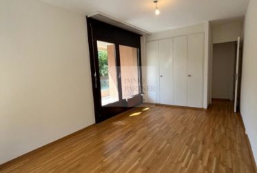 Bel appartement de 4 pièces au 3ème étage en plein cœur de Champel